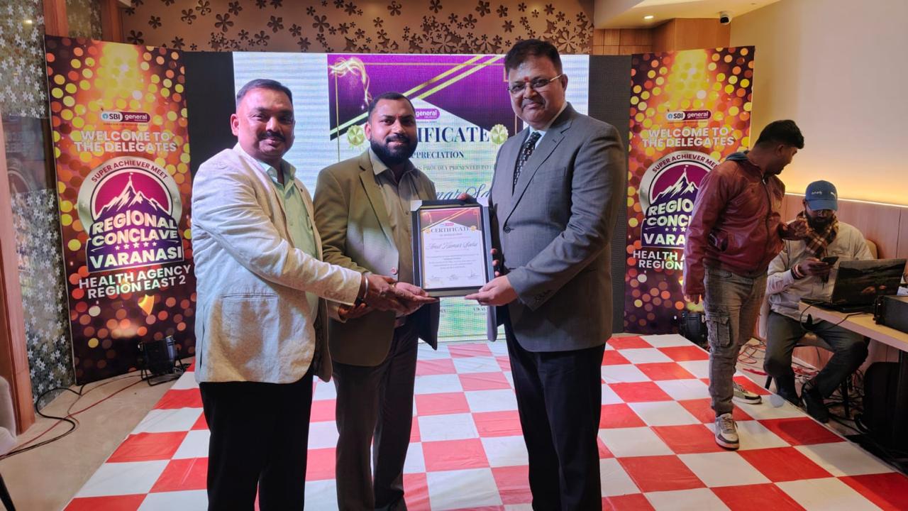 Proud moment for Shashi & Akash ✨ Achieved Top Distributor in the East Zone – JAS 25
